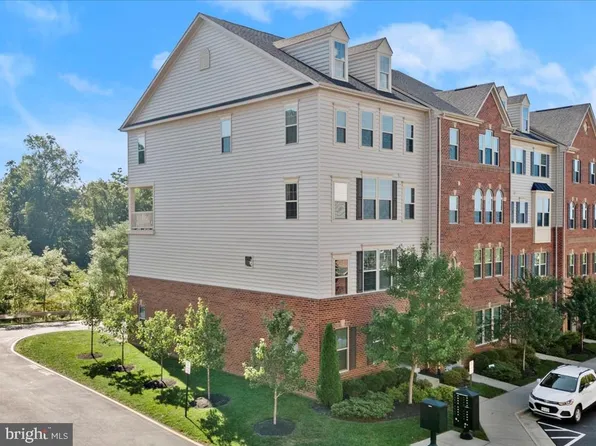 26028 Braided Mane Ter, Aldie, VA 20105