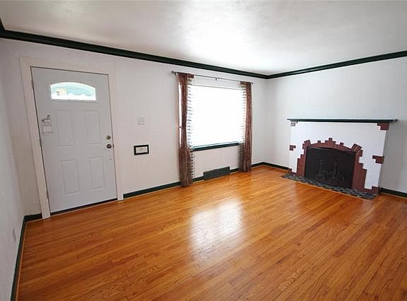 2nd image of 5431 Bancroft Ave