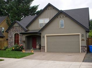 4572 Wendover St, Eugene, OR 97404