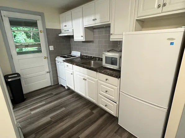 23 Burlington St Suite 4, Woburn, MA 01801