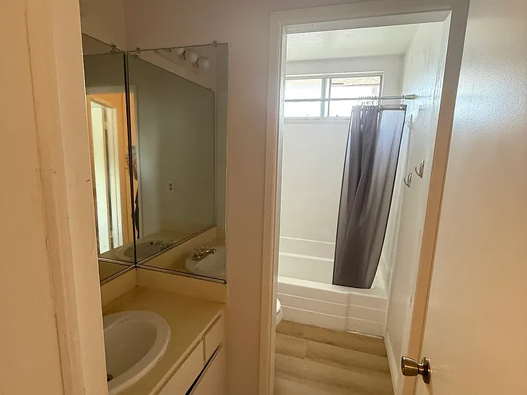 437 Newport Ave #4 — Photo 8