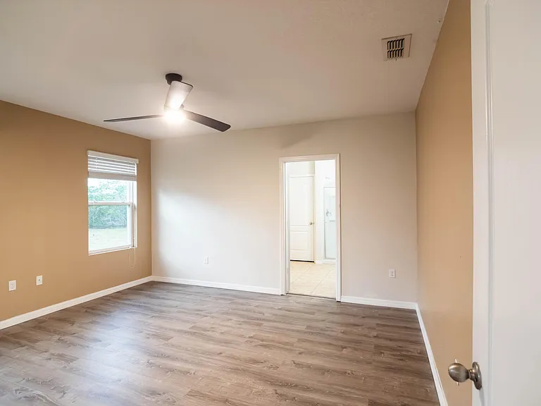 Main Bedroom 1