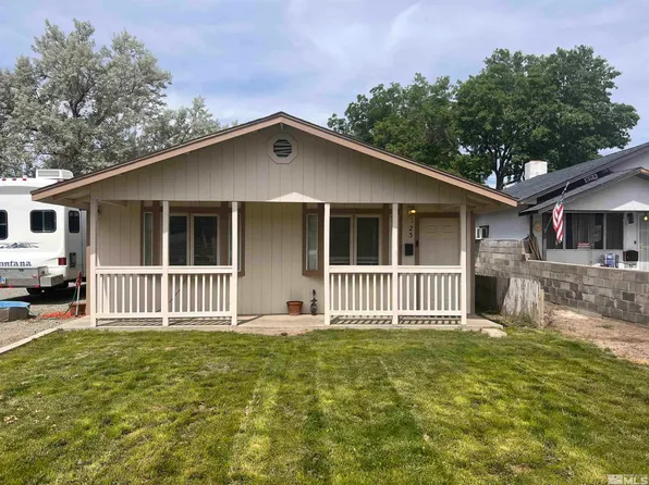 23 California St, Yerington, NV 89447