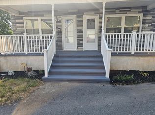 7 Smith St, Jenkins Township, PA 18640