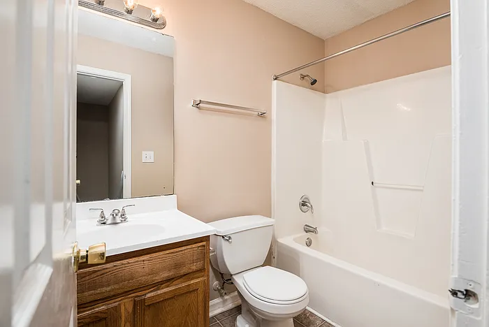 951 Grass Hollow Ct — Photo 14
