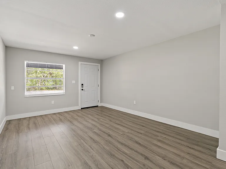 3810 S Randall St #B — Photo 28