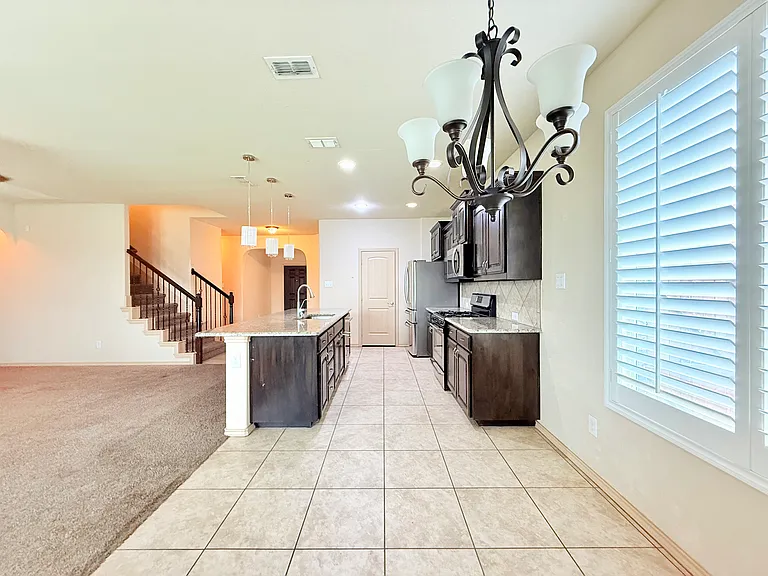 1909 Jacona Trl — Photo 7