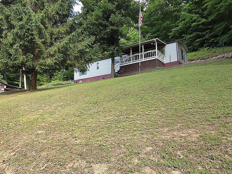 Listing photo 5