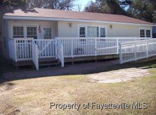 5207 Sequoia Rd, Fayetteville, NC 28304