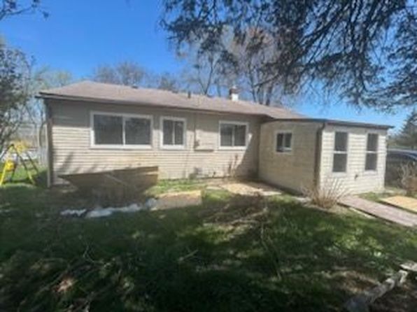 31514 Allegan Ct, Westland, MI 48186