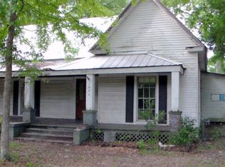 1094 S Railroad Ave, Carlton, GA 30627