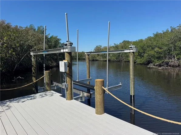 279 SE Via Bisento Port St, Pt Saint Lucie, FL 34952