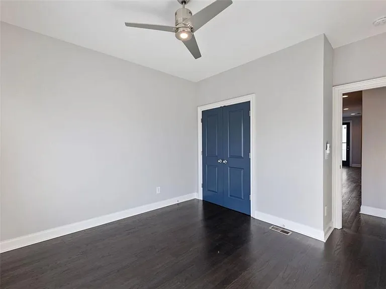 378 Bill Kennedy Way SE — Photo 43