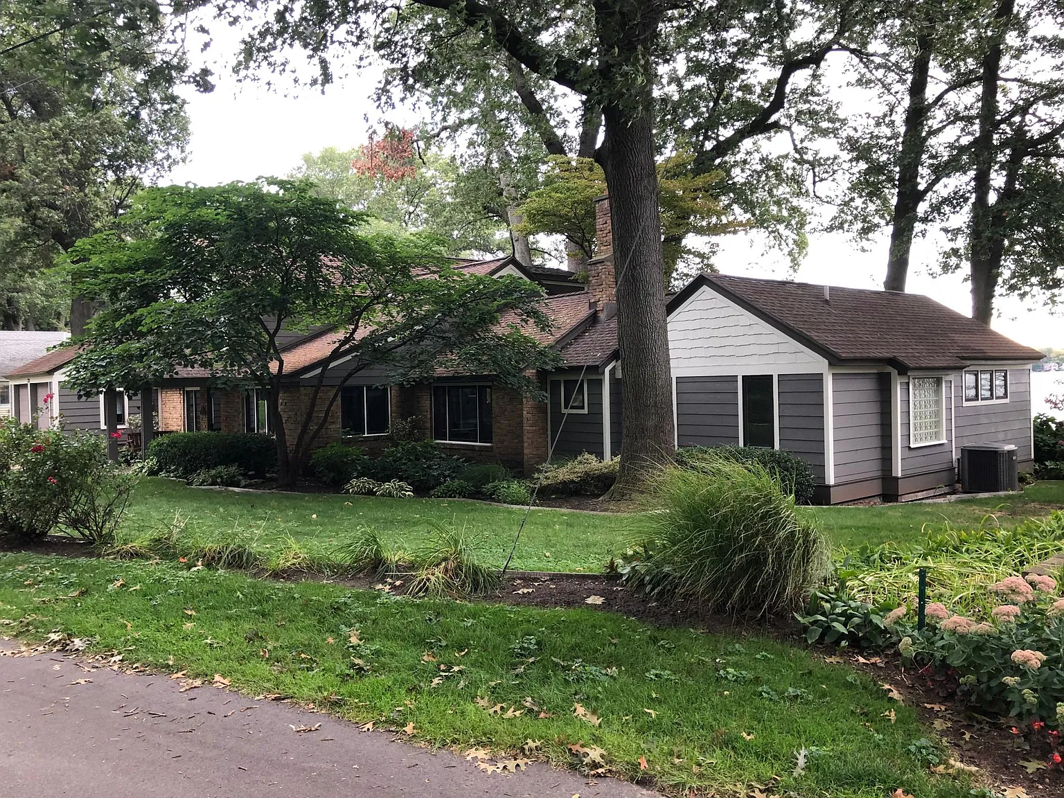 4 bed, 3000 sqft, $2,495 — Photo 3