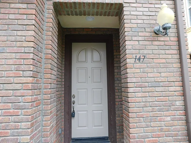 147 Tall Oak — Photo 2
