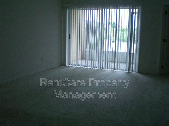 4th image of 516 Villa Del Sol Cir APT 105