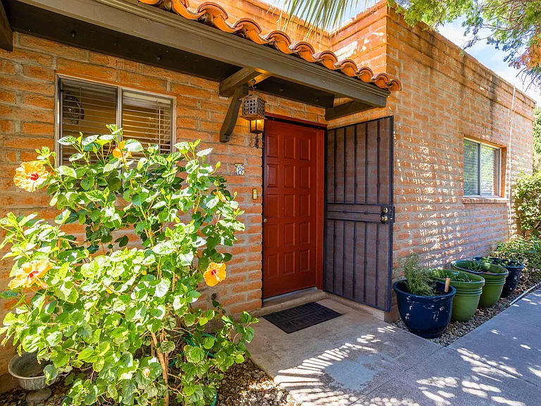 7318 E Mariposa Dr #8 — Photo 1