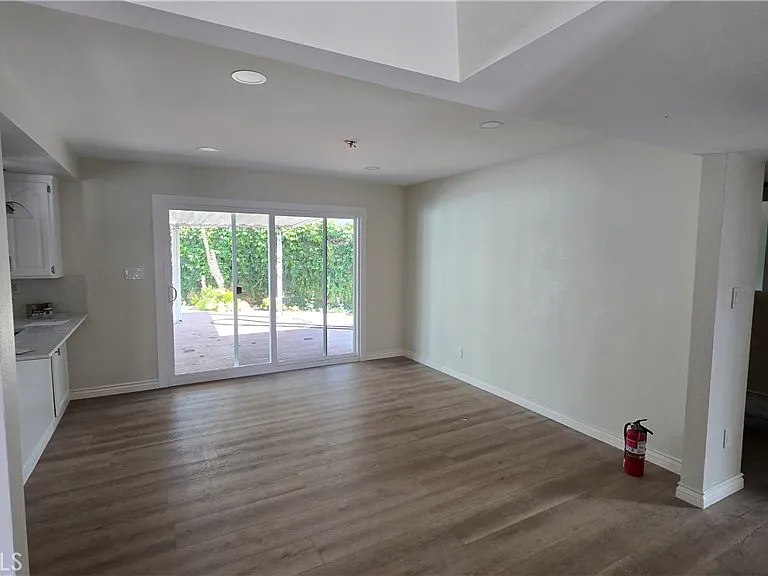 1806 Leola St — Photo 3