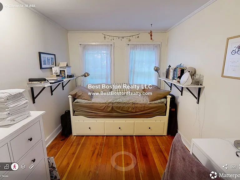 38 Gibson St #4A — Photo 6