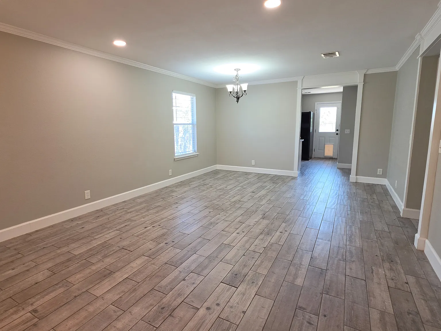 3 bed, 1292 sqft, $1,795 — Photo 3