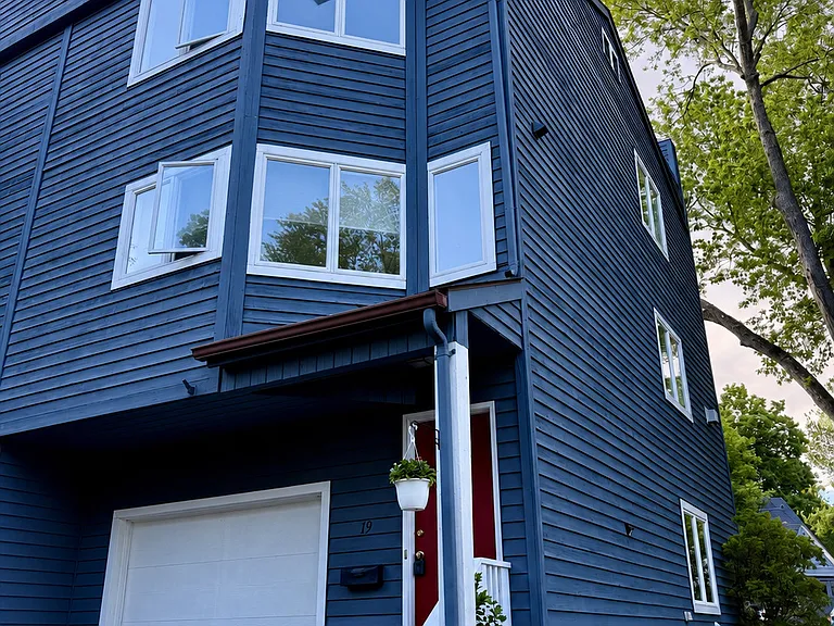 19 Wadhams Ave — Photo 1