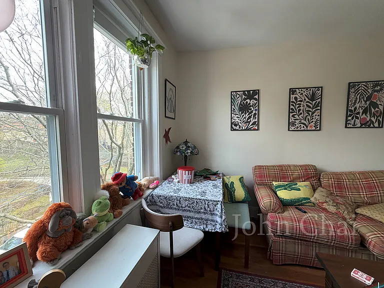 9 Egremont Rd #8 — Photo 5