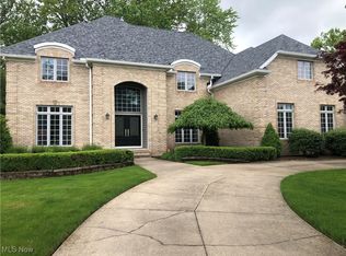 3088 Waterfall Way, Westlake, OH 44145
