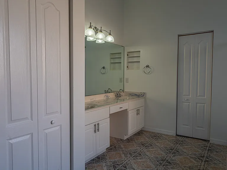 1092 Egret Lake Way — Photo 3