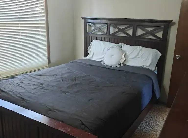 5308 Pine Grove Dr NE — Photo 1