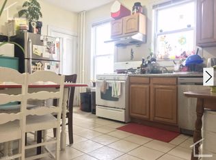 110 Murdock St #1A, Brighton, MA 02135