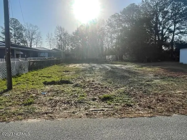 505 S Wooten Street, La Grange, NC 28551