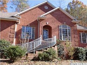 2nd image of 3524 Sharon Ln