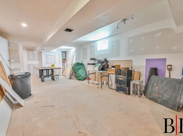 2150 Royce Street image 26 of 36