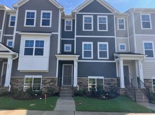 350 Devon Cliffs Dr, Wake Forest, NC 27587
