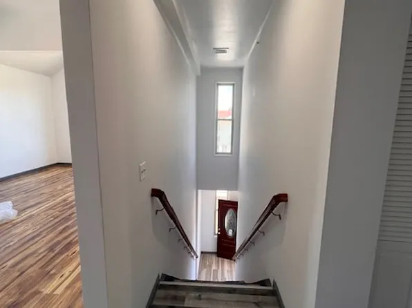 47 Tier Street image 5 of 14