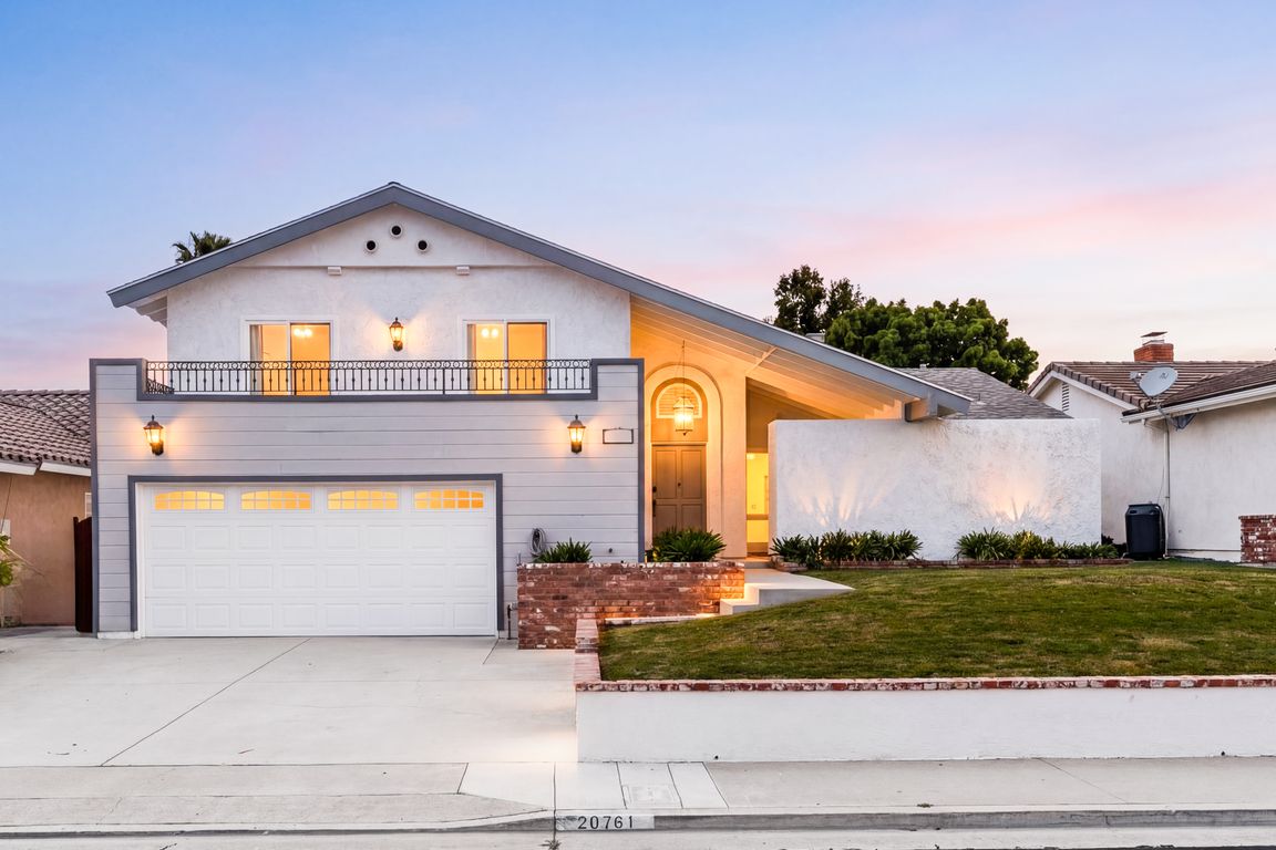 8c52ab5c79dbbde268f4abc00d4799