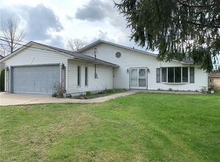 4430 Abbe Rd, Sheffield Village, OH 44054