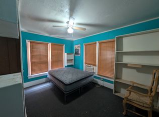5724 Cornish St, Houston, TX 77007
