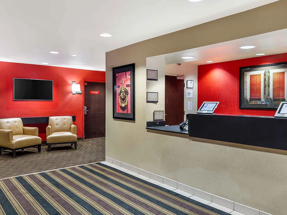 Lobby and Guest Check-in