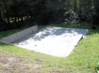 66 Town Farm Rd, Wilmington, VT 05363