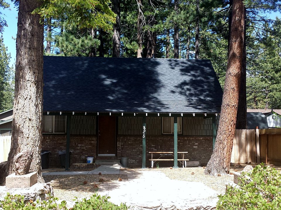 1st image of 825 Julie Ln