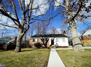 7004 Murray Ln, Annandale, VA 22003