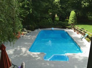 4 Sunset Hill Rd, Brookfield, CT 06804