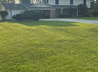 1560 Fairway Dr, Lima, OH 45805