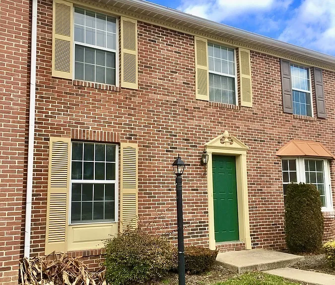 444 Tanglewood Ln — Photo 103