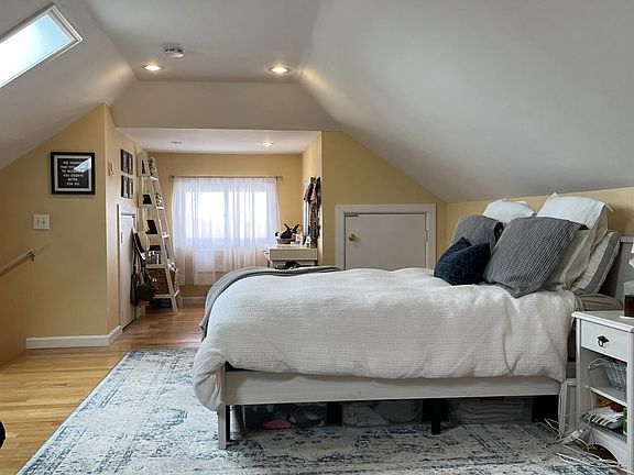 41 North Crescent Circuit #2 Boston (Brighton) Unit Photo