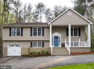 511 Harrison Cir, Locust Grove, VA 22508