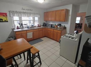 12 Waterhouse St #2, Somerville, MA 02144