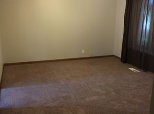 313 Haller Ave, Romeoville, IL 60446