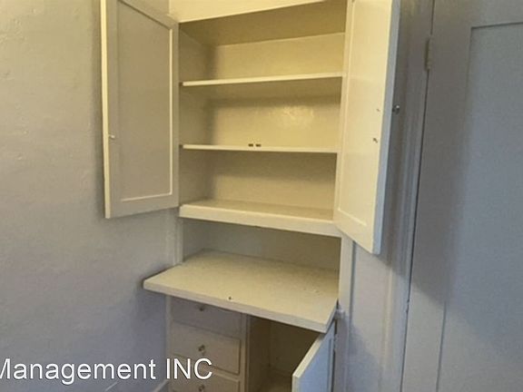 5th image of 1415 1/2 Bank St #C
